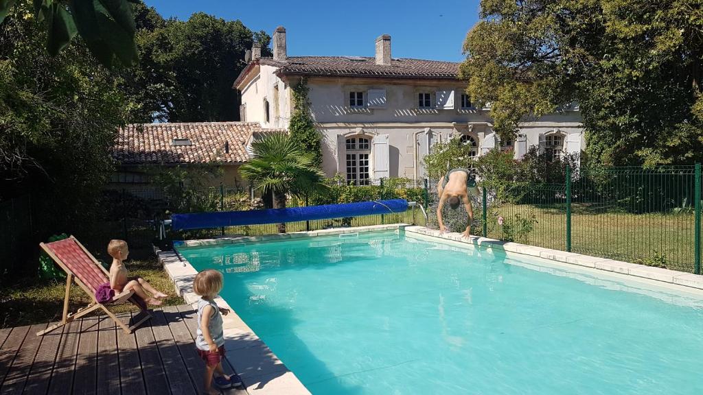 Piscine logis de Lestiac